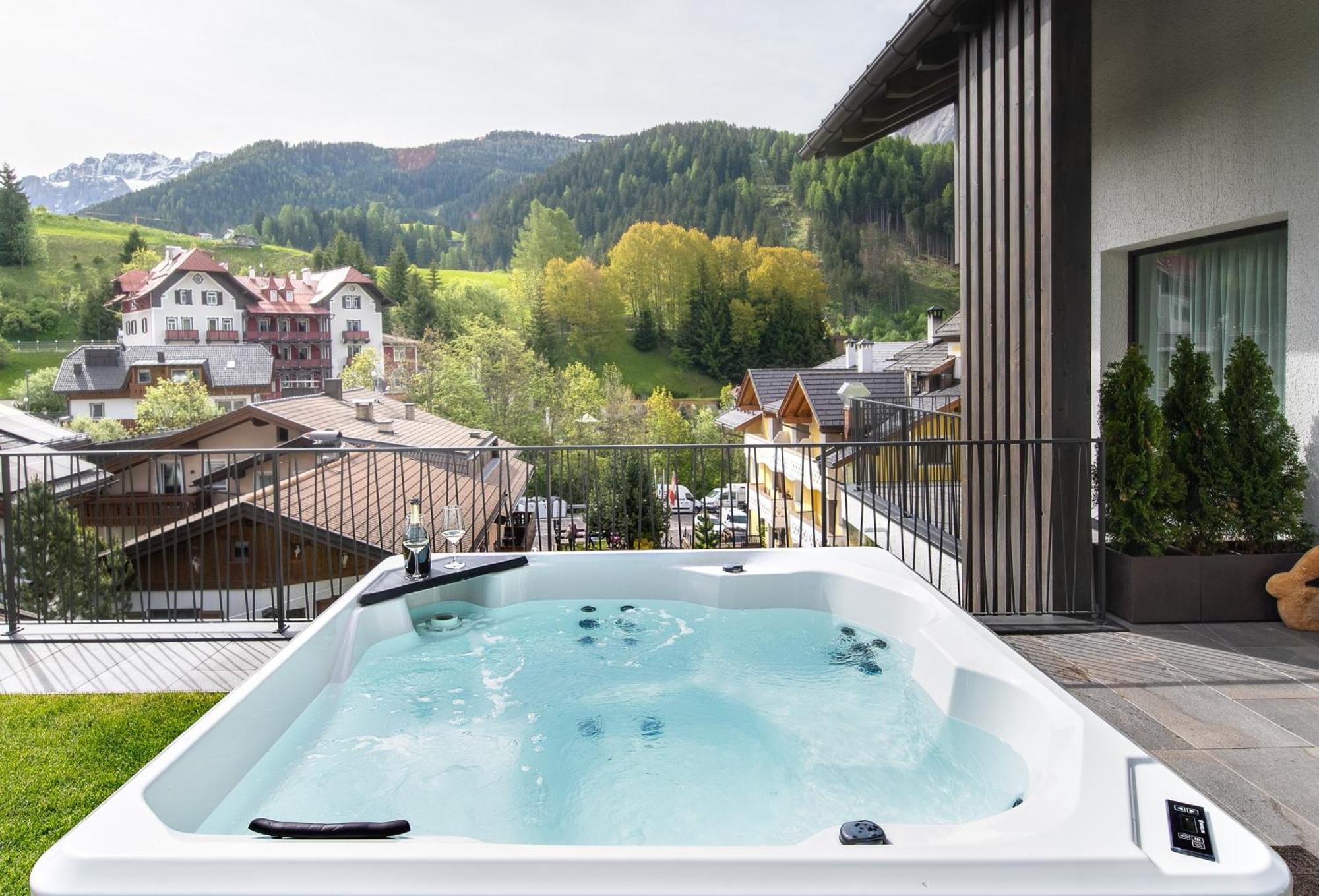 Anna Lodges Dolomites Santa Cristina Val Gardena Ngoại thất bức ảnh